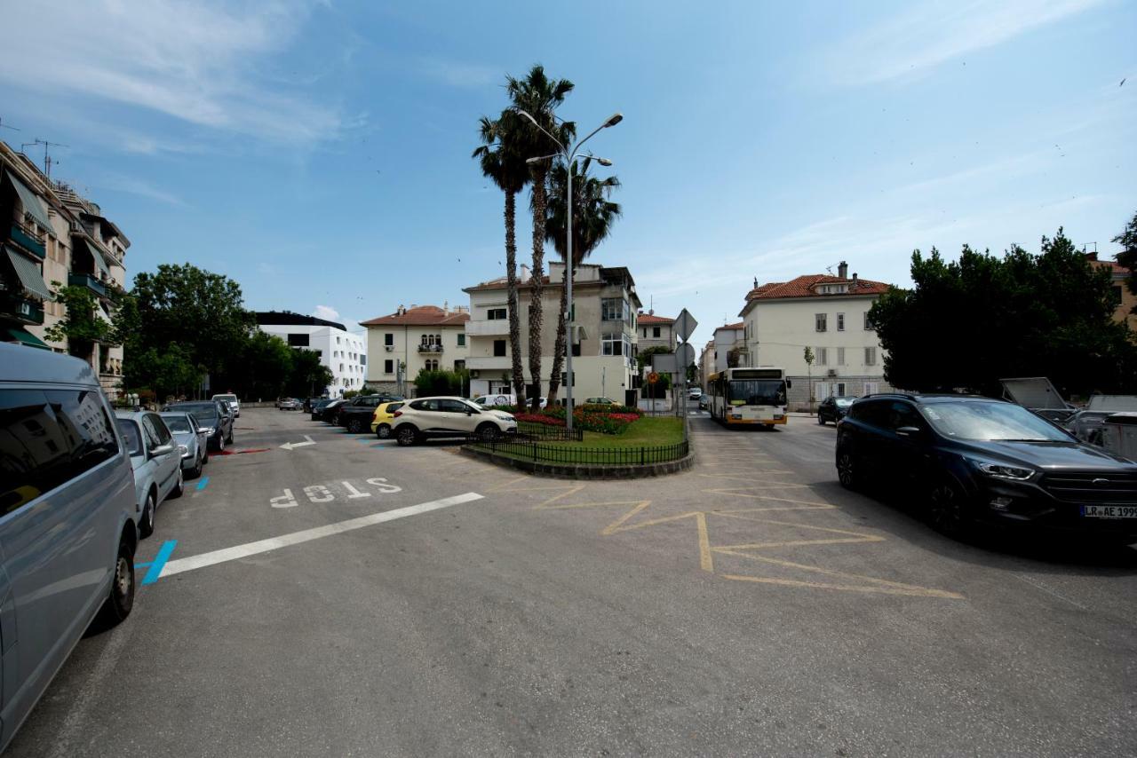 Apartment Dragica Split Exterior photo